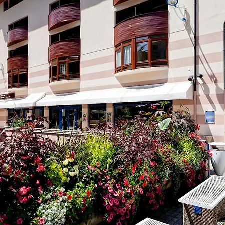 Confortable Pour 2 Personnes Avec Balcon, Proche Telecabine Et A - Fr-1-512-114 아파트 *